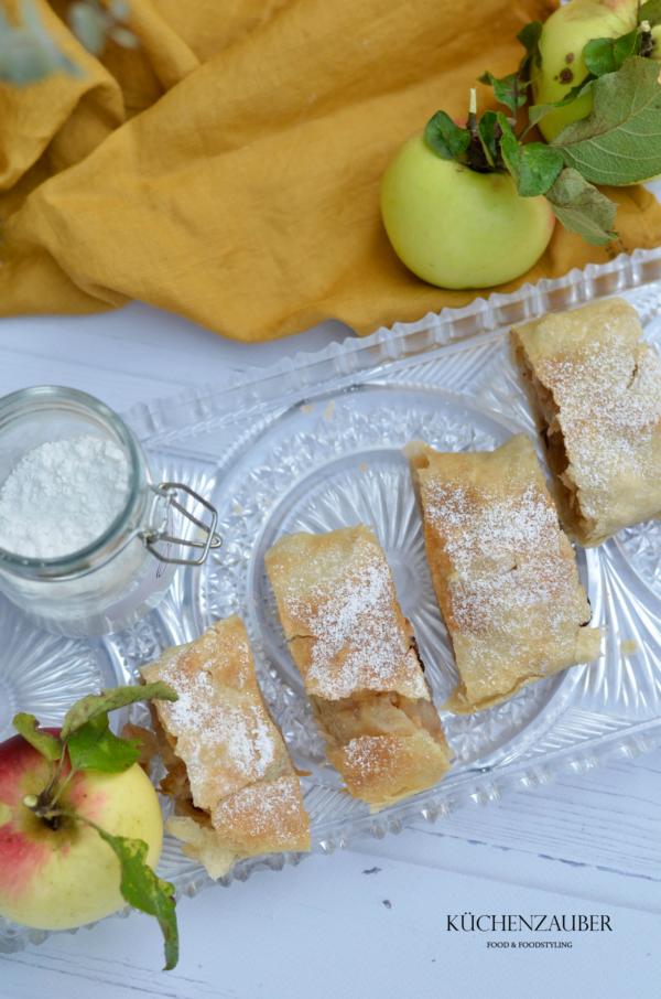 Omas kulinarisches Erbe - Apfelstrudel von Oma &amp;quot;Lini&amp;quot; - Küchenzauber