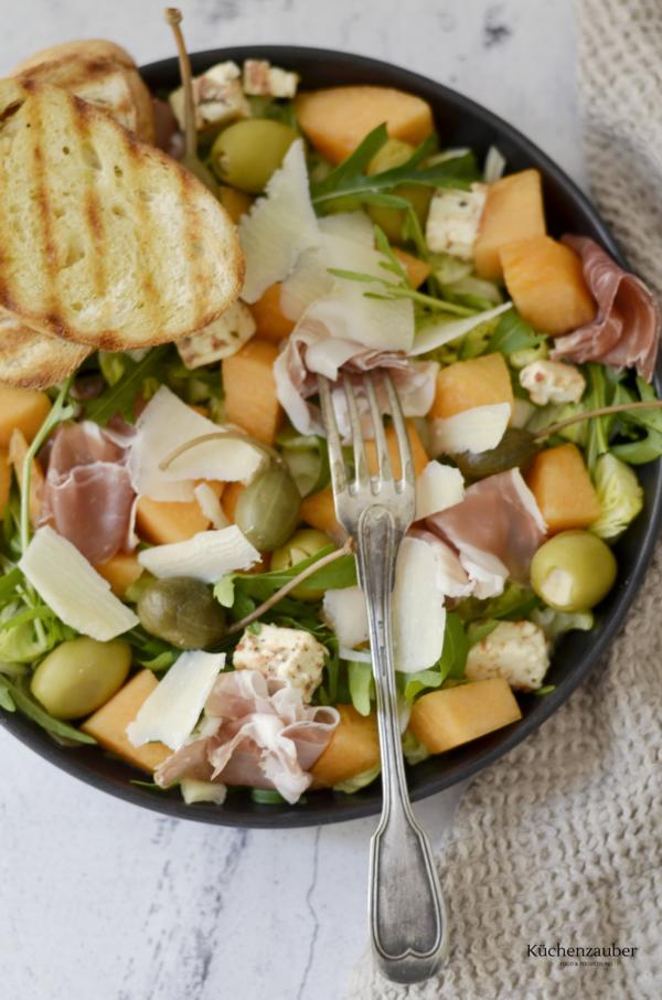 Sommersalat mit Melone und Parmaschinken - Küchenzauber